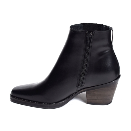 15950 Noir, Bottines Qootum