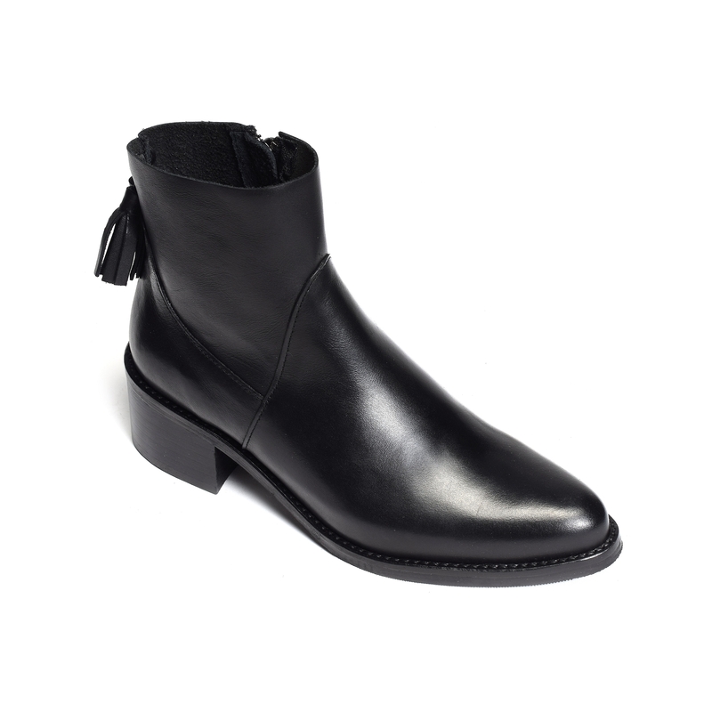 8068 Noir, Bottines Myma