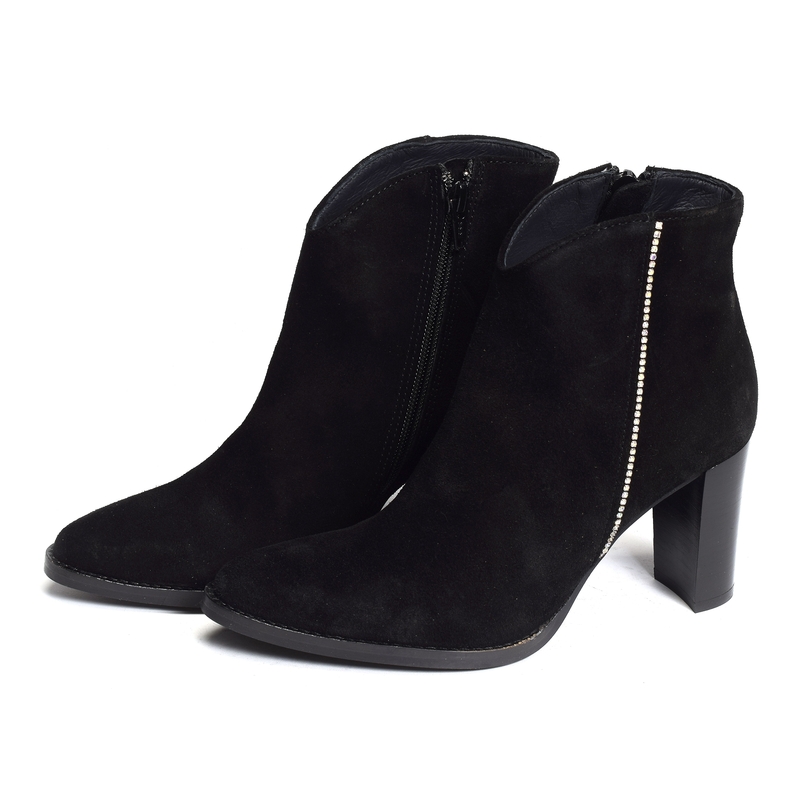 8075 Noir, Bottines Myma