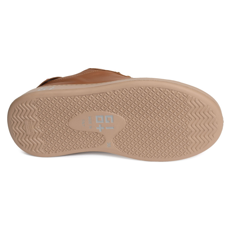 PIA 248B Camel, Sneakers basses Giopiu