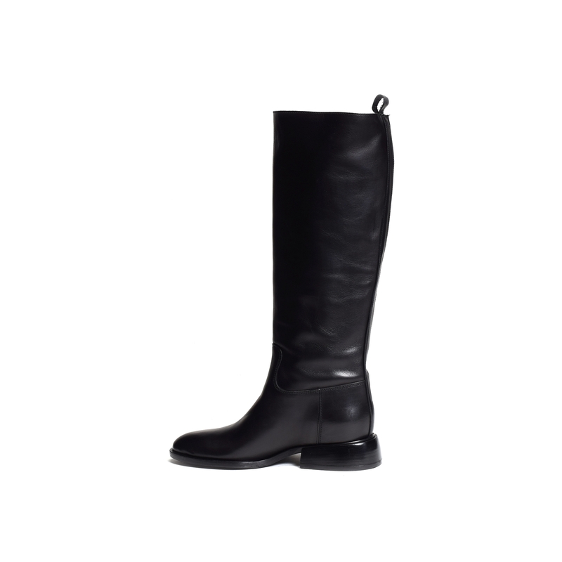 M256M1 Noir, Bottes Mimmu