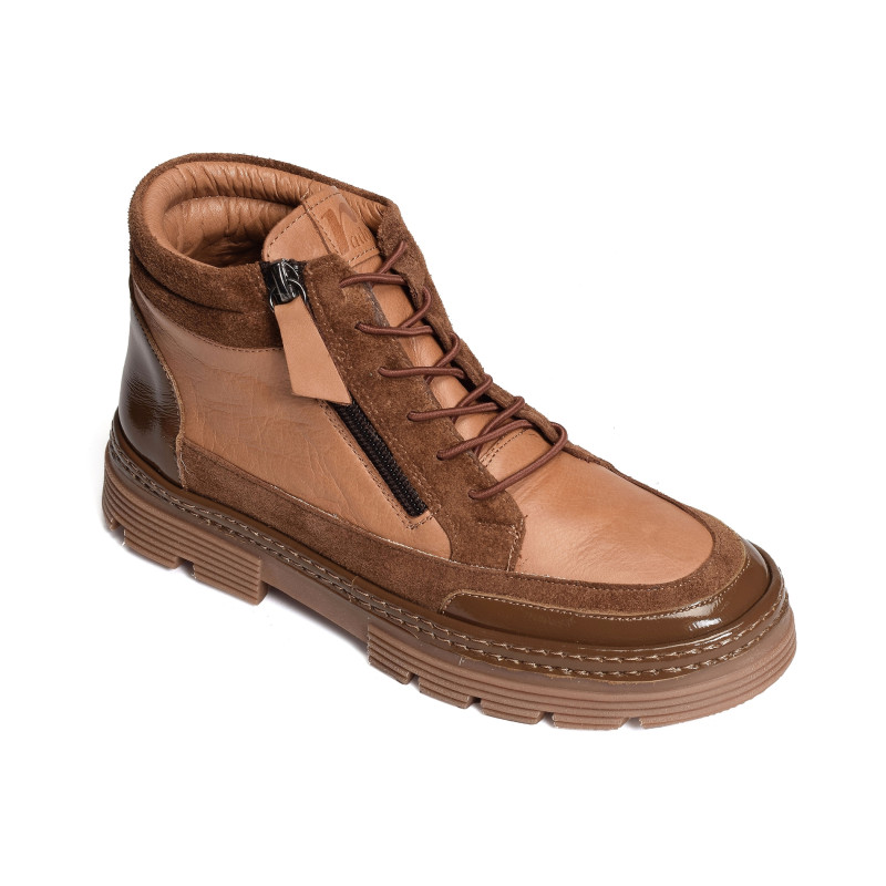 CAPAL Camel, Boots Madory