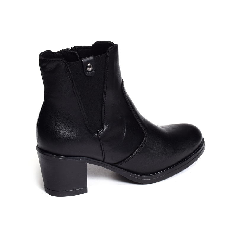 8800 Noir, Bottines Kaola