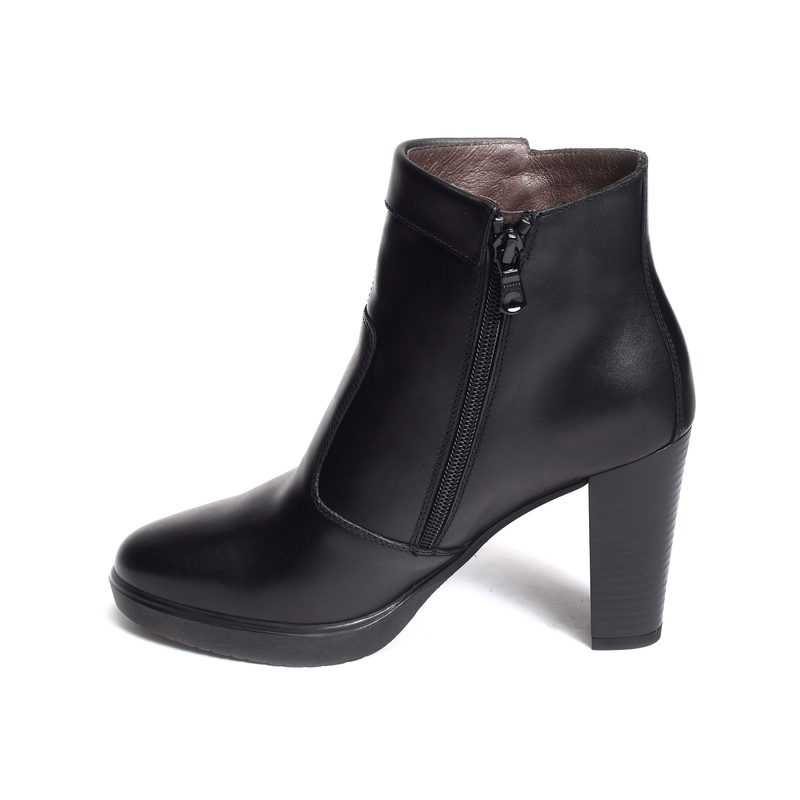 11210 Noir, Bottines NeroGiardini