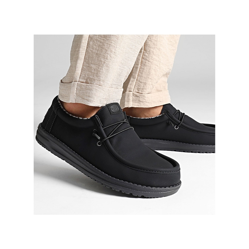 WALLY CLASSIC Noir, Slip-On HeyDude