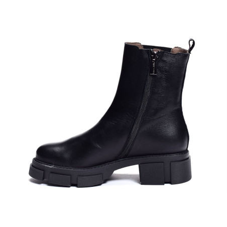 5232 Noir, Chelsea boots Patricia Miller