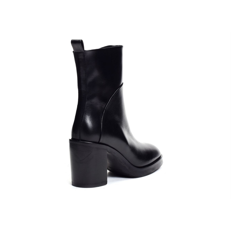 A4948 Noir, Bottines Strategia