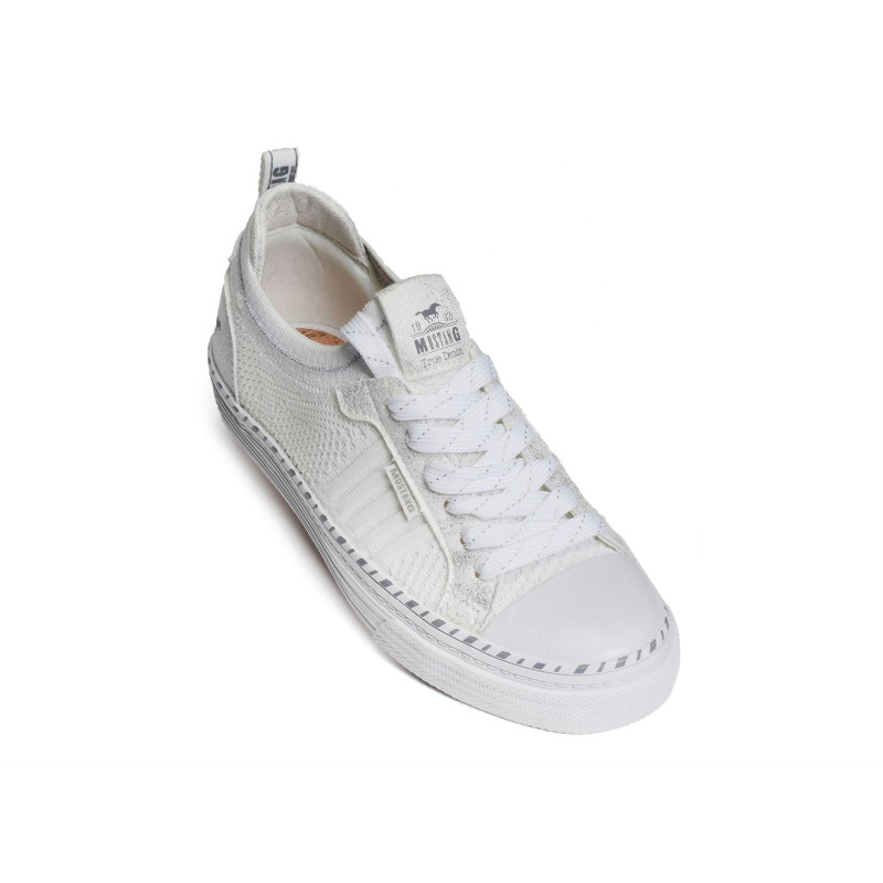 1376302 Blanc, Chaussures basses Mustang