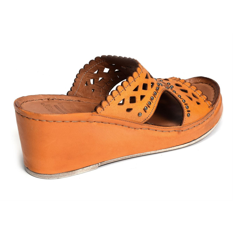 FLOC Orange, Mules Karyoka