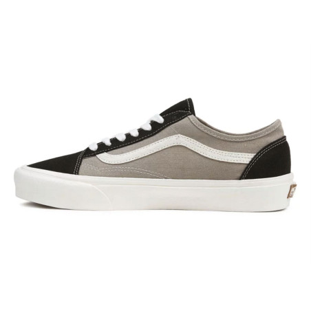 UA OLD SKOOL TAPERED Noir Beige, Sneakers basses Vans