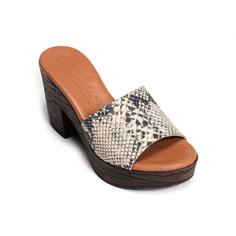 3254 Python, Mules Patricia Miller