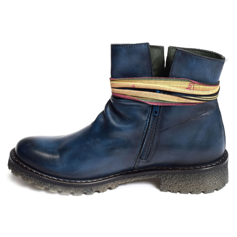 E013 Bleu, Bottines Felmini