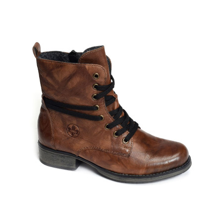 Y9710 Camel, Boots Rieker