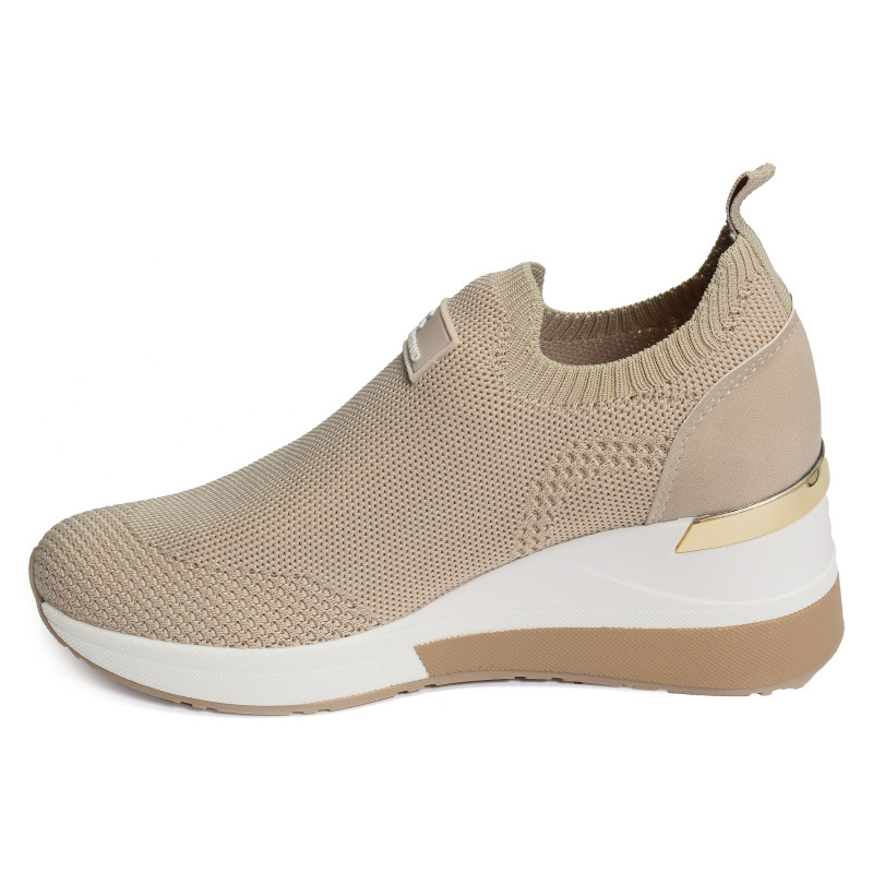 142416 Beige, Slip-On XTI