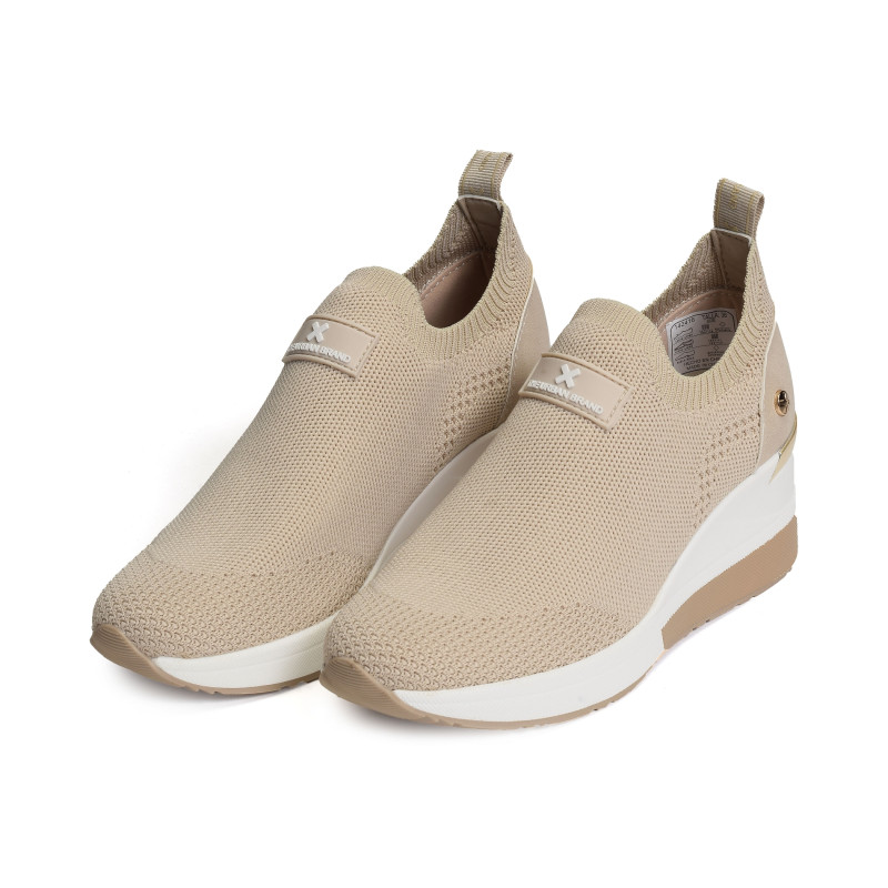 142416 Beige, Slip-On XTI