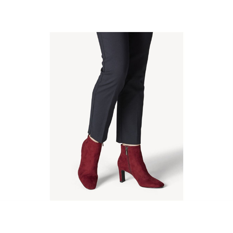 25334 Rouge, Bottines Tamaris