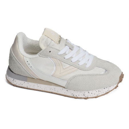 1136101 Beige, Baskets running Victoria