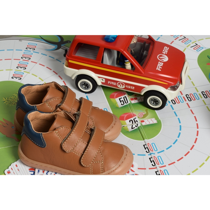 ARGO VELCRO Camel, Chaussures à Scratch Babybotte