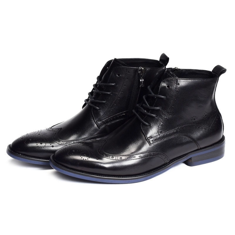 LOKAS Noir, Boots Kdopa