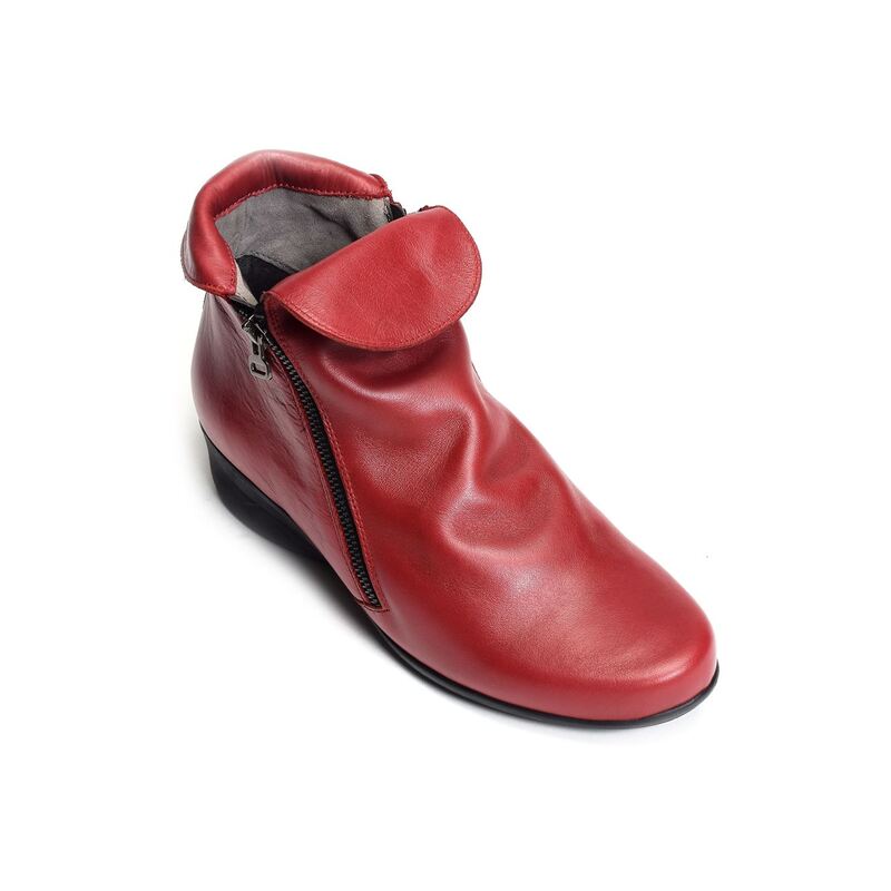 GALA Rouge, Bottines Folie's