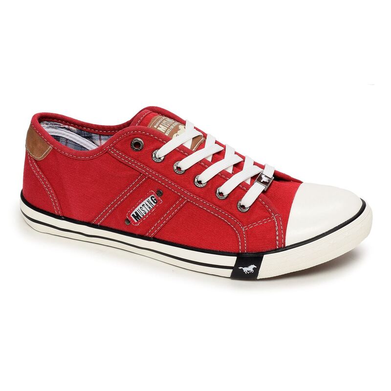 4058305 Rouge, Chaussures basses Mustang