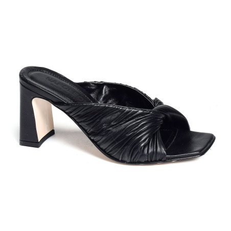 7841 Noir, Mules Napoleoni