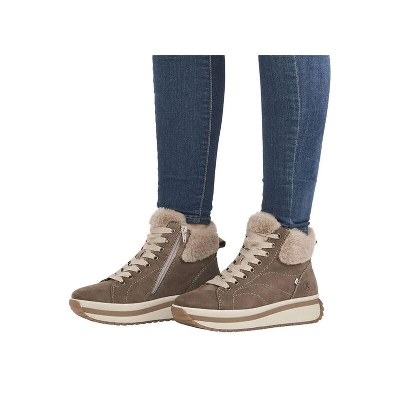 W0961 Taupe, Boots Rieker