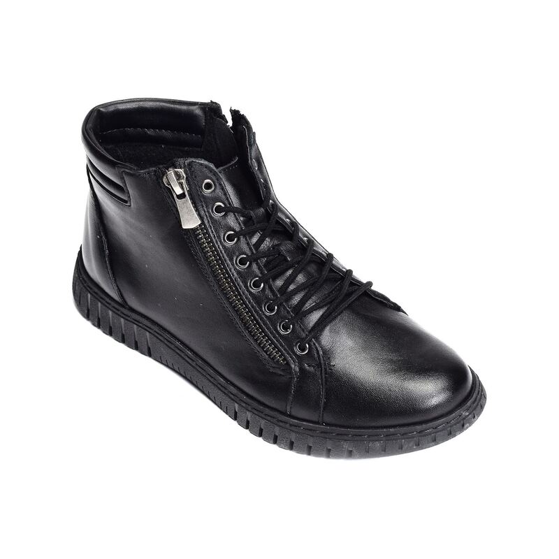 DICO Noir, Boots Karyoka