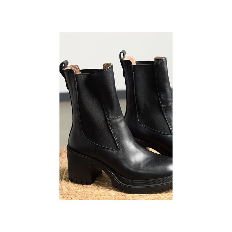 1568 Noir, Chelsea boots Audrey's Shoes